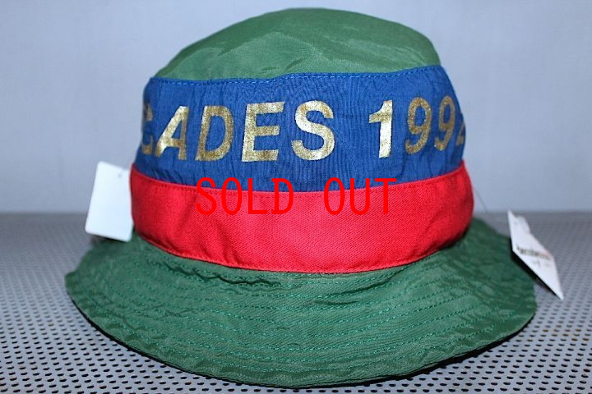 画像1: The Decades Hat Co.(ディケイド ハット) Barcelona Bucket Hat USA Green Navy Red (1)