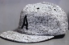 画像3: Akomplice(アコンプライス) Wavy A Logo Strapback Cap キャップ (3)