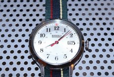 画像2: Brooks Brothers(ブルックス ブラザーズ) Nylon Strap Stripe Watch 腕時計 (2)
