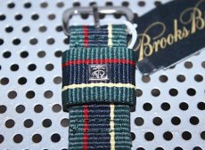 画像3: Brooks Brothers(ブルックス ブラザーズ) Nylon Strap Stripe Watch 腕時計 (3)