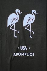 画像2: Akomplice(アコンプライス) Black Flamingos S/S Tee フラミンゴ Tシャツ (2)