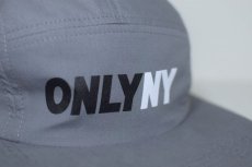 画像2: Only NY (オンリーニューヨーク) COMPETITION 5-PANEL Cap Grey Strapback Hat Sport Camp キャンプ キャップ Logo ロゴ スポーツ ストラップバック キャップ (2)