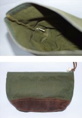 画像2: RRL(ダブルアール)Limited Edition Olive Duck Suede Pouch 限定 Sporting Goods Tag スエード ダック ポーチ Newyork NY レザー ハンドメイド TALON バッグインバッグ TALON ジップ レザー イタリアン アメリカ製  (2)