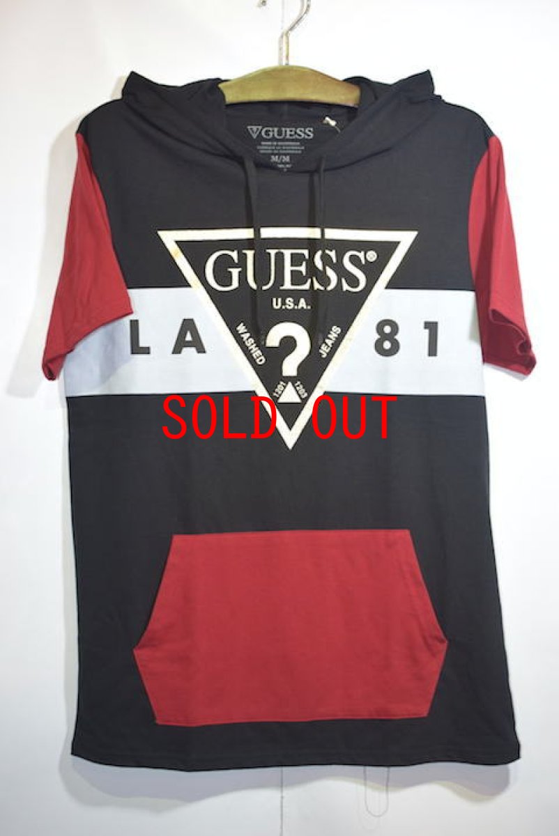 画像1: Guess(ゲス) S/S Triangle Logo Hood Tee Black Red フード 半袖 Tシャツ (1)