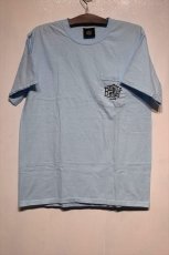 画像2: Belief (ビリーフ) Triboro Pocket S/S Tee Light Blue ポケット 半袖 Tシャツ (2)