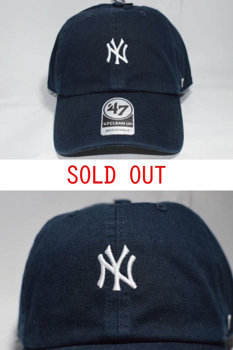 画像1: 47 Brand(フォーティーセブンブランド)New York Yankees Ball Cap Small Logo Black White ブラック ホワイト スモール ロゴ Round 6 Panel  (1)