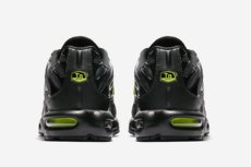 画像4: Nike(ナイキ) Air Max Plus SE Black Volt Glow Wolf Grey Camo Sneaker スニーカー 靴 エアマックス プラス  (4)