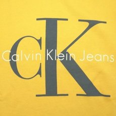 画像3: Calvin Klein Jeans(カルバンクライン ジーンズ) Classic Logo Pop Color Pullover Sweat Hoodie Yellow スウェット (3)