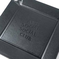 画像3: Anti Social Social Club(アンチ ソーシャル ソーシャル クラブ)Logo Leather Tray Black ロゴ トレイ トレー バレット 小物入れ (3)