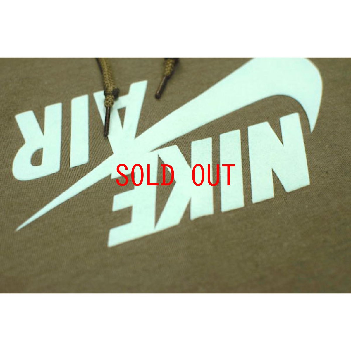 画像3: Cactus Jack(カクタスジャック) × Nike(ナイキ) × Jordan Brand(ジョーダン) Travis Scott Highest Hoodie Olive Green  HIGHEST IN THE ROOM Jordan 6 トラヴィス スコット Glow in the dark 蓄光  (3)