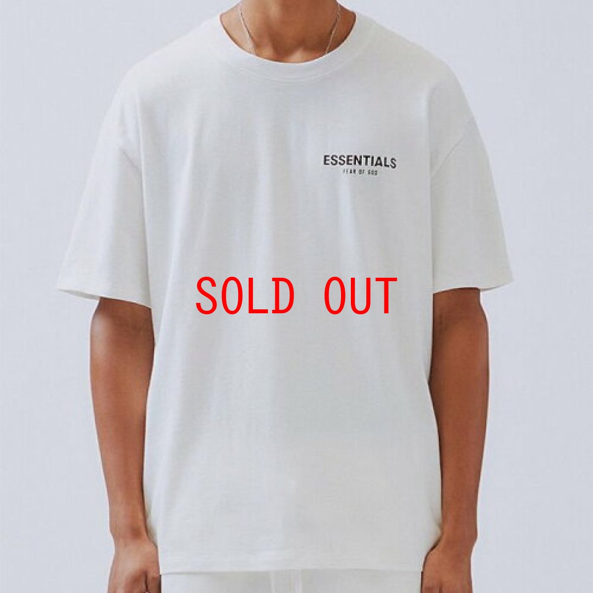 画像2: FOG Fear Of God ( エフオージー フィア オブ ゴッド ) Essentials Boxy Photo Series S/S logo Tee Short Sleeve T-Shirts Tシャツ エッセンシャルズ  (2)