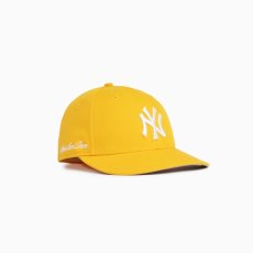 画像2: Aime Leon dore(エイメ レオン ドレ) × New Era (ニューエラ) LP 59Fifty Cap NewYork Yankees  Yellow White ニューヨーク ヤンキース Kith ネイビー ホワイト (2)