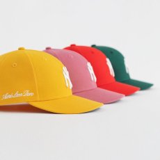 画像3: × New Era (ニューエラ) LP 59Fifty Cap NewYork Yankees  Pink White ニューヨーク ヤンキース Kith ネイビー ホワイト (3)