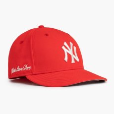 画像1: × New Era LP 59Fifty Cap NewYork Yankees  Red White ニューヨーク ヤンキース Kith ネイビー ホワイト (1)