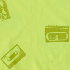 画像4: Oldies S/S Tee 半袖 総柄 オールディーズ Cassette Tape カセット テープ Tシャツ Neon Yellow (4)