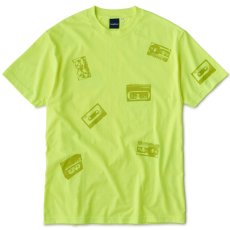 画像1: Oldies S/S Tee 半袖 総柄 オールディーズ Cassette Tape カセット テープ Tシャツ Neon Yellow (1)