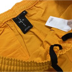 画像3: Travis Scott Trails Path Nylon Shorts トレイル ナイロン ショーツ トラヴィス スコット Yellow Gold イエロー ゴールド (3)