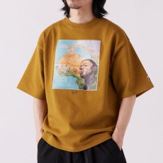 画像4: × TAVU"Makes" S/S Tee T-Shirt パリ アーティスト グラフィック ヘビーオンス 13oz 半袖 Tシャツ Mustard Brown (4)