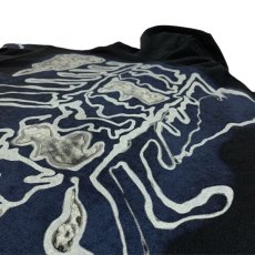 画像9: × Fragment Design Skelton Graffiti Zip Up Sweat Hoodie embroidery フラグメント ジップアップ スウェット パーカー トラヴィス スコット 刺繍 Black by Travis Scott (9)