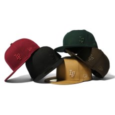 画像1: × New Era 59Fifty Mini LF Logo Fitted Cap ニューエラ スモール ロゴ キャップ 帽子 (1)