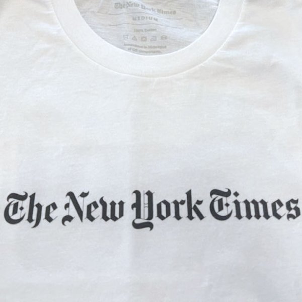 正規取扱店】The NewYork Times(ニューヨークタイムズ) Logo Tee