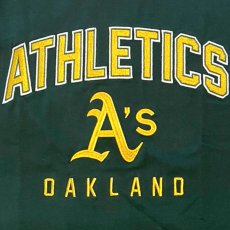 画像4: X Oakland Athletics embroidery Logo S/S Tee オークランド アスレチックス 半袖 刺繍 Tシャツ 公式 Official  (4)