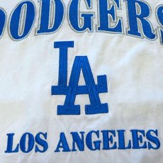 画像5: X Los Angeles Dodgers  embroidery Logo S/S Tee ロサンゼルス ドジャース 半袖 刺繍 Tシャツ 公式 Official  (5)