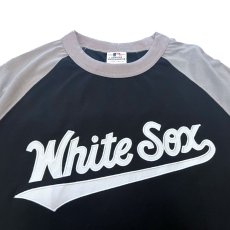 画像4: X Chicago White Sox Script Logo Raglan S/S Tee シカゴ ホワイトソックス 半袖 ラグラン Tシャツ 公式 Official  (4)