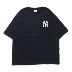画像2: X New York Yankees Logo S/S Tee ニューヨーク ヤンキース 半袖 刺繍 Tシャツ 公式 Official  (2)