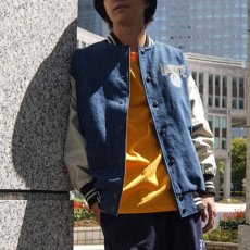 画像11: Coat Of Arms Varsity Jacket Wash Denim スタジアム ジャケット スタジャン (11)