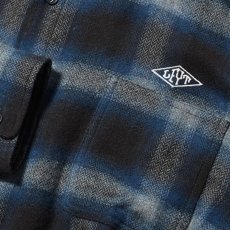 画像4: Classic Ombre Plaid L/S Shirts NVY クラシック オンブレ チェック 長袖 シャツ (4)