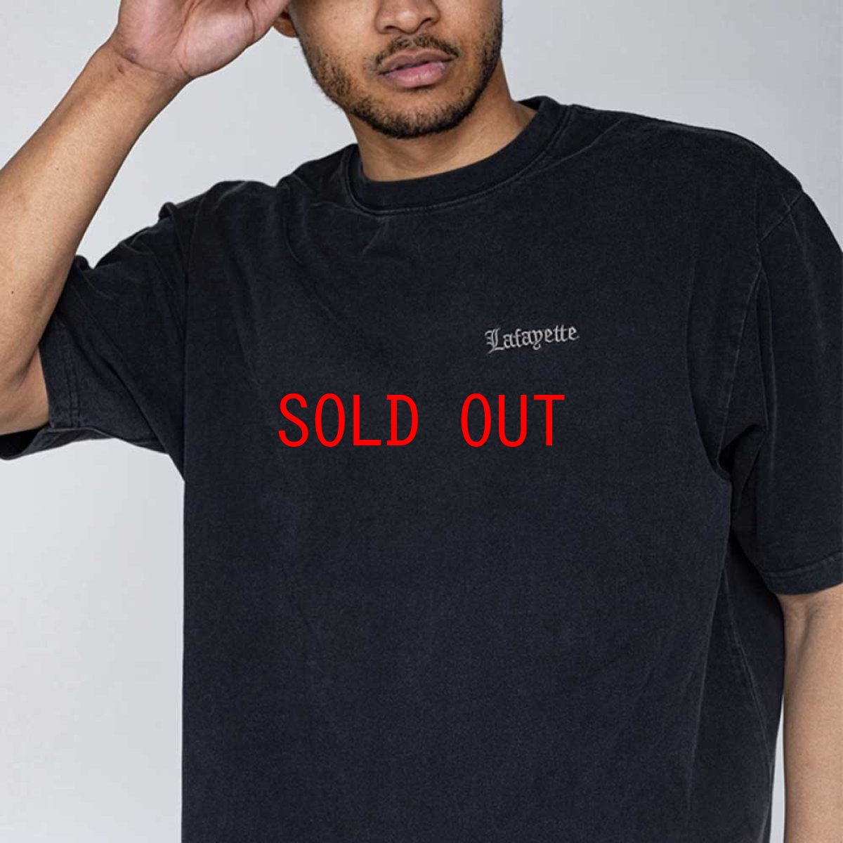 画像4: 【LFYT 沖縄 Tシャツ セレクトショップ】 Old English Logo S/S Pigment Dyed Tee BLK オールドイングリッシュ ピグメント ロゴ 半袖 シャツ (4)