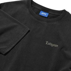 画像3: Old English Logo S/S Pigment Dyed Tee BLK オールドイングリッシュ ピグメント ロゴ 半袖 Tシャツ (3)