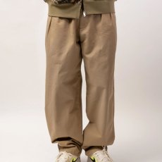 画像2: Faded Two Tuck Chino Beige コットン タック チノ パンツ (2)
