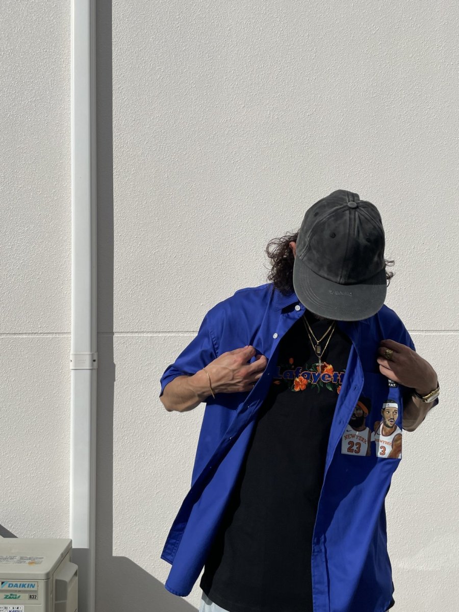 画像2: LFYT × Shellter フラワーロゴ刺繍Tシャツ ブラック / Lafayette Flower 2Tone Logo Tee【沖縄限定 / SHELLTER EXCLUSIVE】 (2)