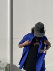 画像2: LFYT × Shellter フラワーロゴ刺繍Tシャツ ブラック / Lafayette Flower 2Tone Logo Tee【沖縄限定 / SHELLTER EXCLUSIVE】 (2)