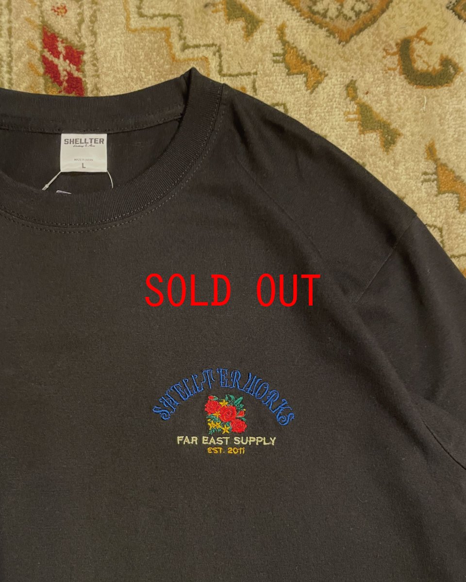 画像4: 【Shellter 沖縄 Tシャツ メンズファッション】 Rose S/S Embroidery Logo Tee Black シェルター 半袖 フラワー シャツ (4)