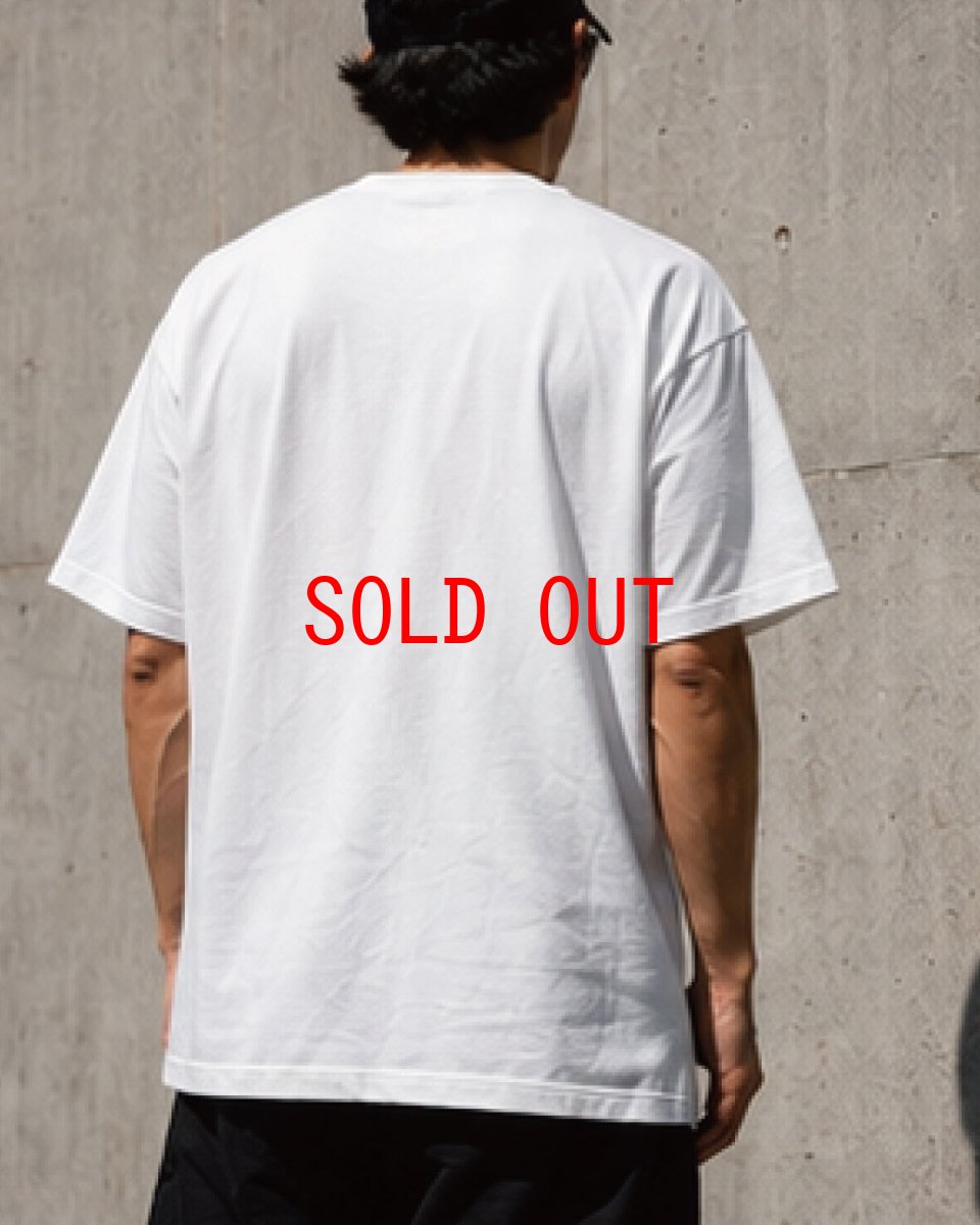 画像7: 【Shellter 沖縄 Tシャツ メンズファッション】 Script S/S Embroidery Small Logo Tee White シェルター 半袖 シャツ (7)