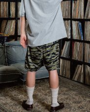 画像4: Interbreed Airy Training Mesh Shorts トレーニング メッシュ ショーツ タイガーカモ 迷彩 ハーフパンツ (4)
