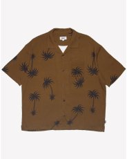 画像2: Haight LVC Loud Tree Rayon Shirt Brown ヘイト レーヨンシャツ 半袖 総柄 ボタニカル柄 アロハシャツ 沖縄 ストリートファッション (2)