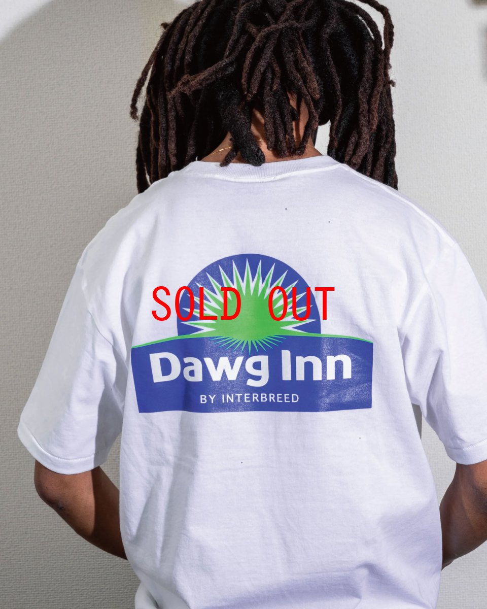画像6: INTERBREED Suite Room SS Tee White インターブリード スナップ 半袖 Tシャツ バックプリント 蛍光 サンプリング 沖縄 ストリートファッション (6)