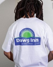 画像6: INTERBREED Suite Room SS Tee White インターブリード スナップ 半袖 Tシャツ バックプリント 蛍光 サンプリング 沖縄 ストリートファッション (6)