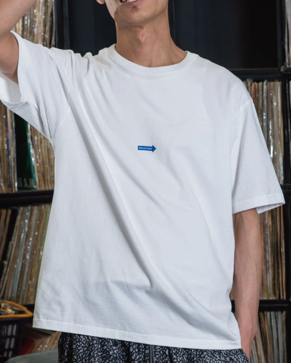 画像5: INTERBREED Suite Room SS Tee White インターブリード スナップ 半袖 Tシャツ バックプリント 蛍光 サンプリング 沖縄 ストリートファッション (5)