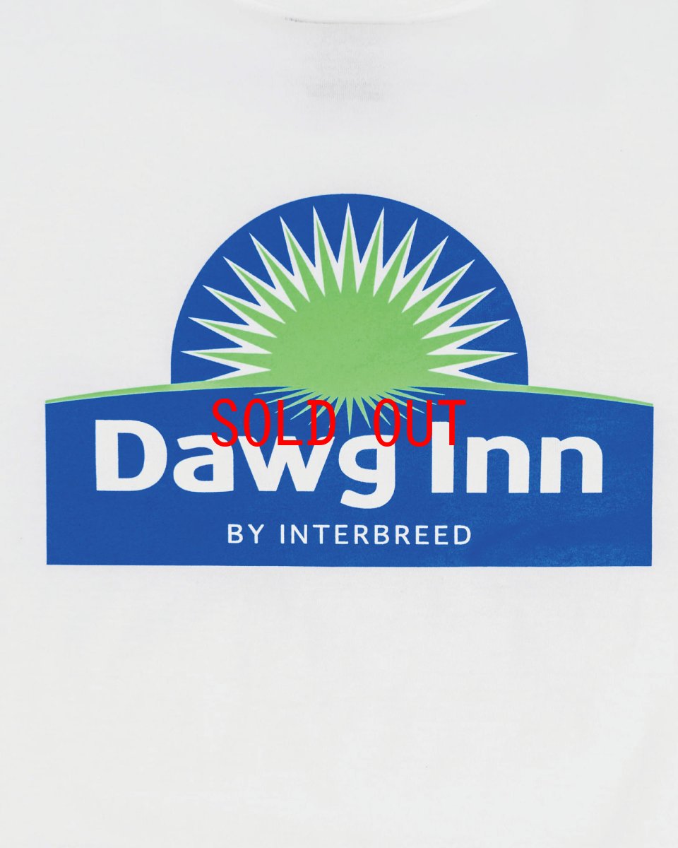 画像8: INTERBREED Suite Room SS Tee White インターブリード スナップ 半袖 Tシャツ バックプリント 蛍光 サンプリング 沖縄 ストリートファッション (8)