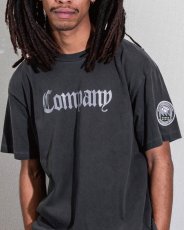 画像1: INTERBREED Company SS Tee Black インターブリード 半袖 Tシャツ コンプトン サンプリング ロゴ グラフィック 沖縄 ストリートファッション (1)