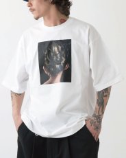 画像1: 【F.A.T. × Mariko Enomoto × SB Tシャツ メンズファッション 通販】M.E. "Daughter" Graphic Pocket Tee White グラフィック ポケット Tシャツ ホワイト 沖縄  (1)